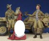 1/35 WWII Souvenir Hunters, Desert Rat & Australian