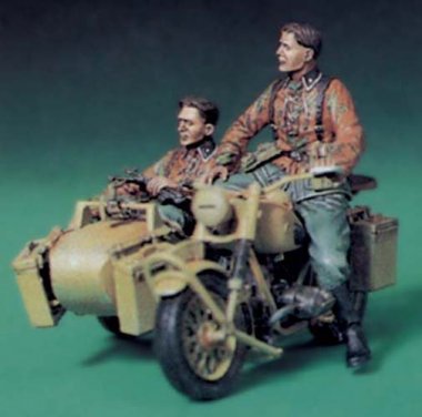 1/35 German SS Rider