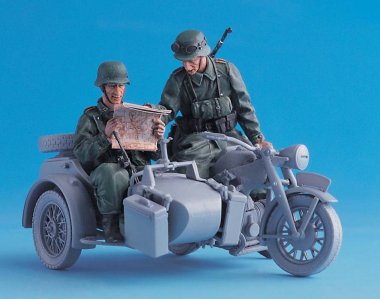 1/35 German Sidecar Team