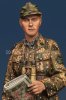 1/35 WWII German WSS Grenadier Officer