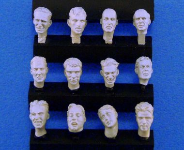 1/35 Heads set