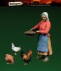 1/35 Russian Old Woman and Hens