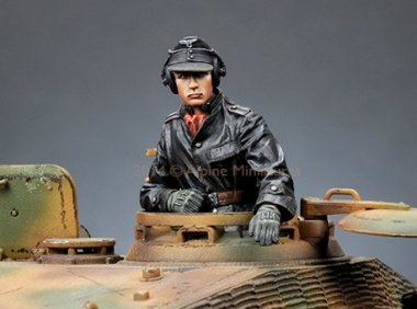 1/35 WWII German SS Panzer Commander #2