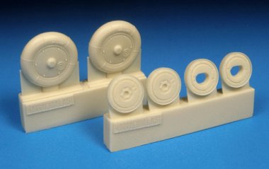 1/48 Bf109G Wheels - Ribbed Hub, Smooth Tire