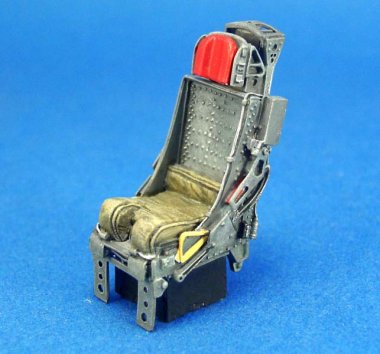 1/32 F-105 Seats Set without Seat Belt (2ea)