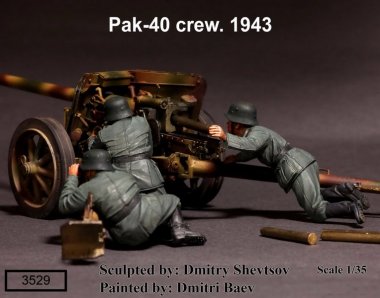 1/35 German Pak 40 AT Gun Crew 1943