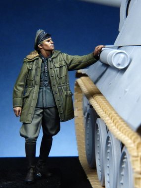 1/35 WWII German Waffen SS Officer