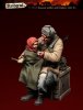 1/35 Russian Soldier and Orphan 1941-45