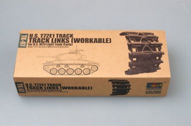1/35 US M24 Chaffee (Early) T72E1 Workable Track Links