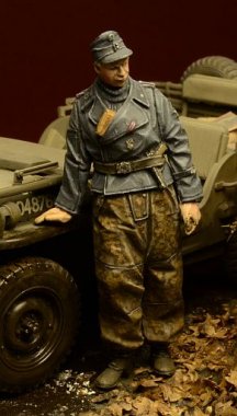 1/35 German Waffen SS Tanker, Ardennes 1944