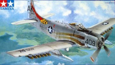 1/48 Douglas A-1H Skyraider US Navy