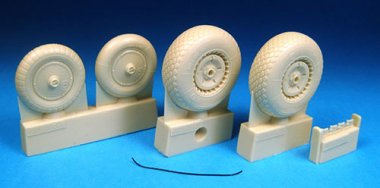 1/32 Me262 Main, Plain Hub Nose Wheels