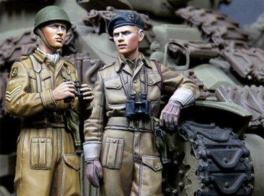 1/35 WWII British RAC AFV Crew Set (2 Figures)