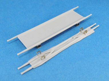 1/35 WWII US Stretcher Set (Unfolded*2 & Folded*2)