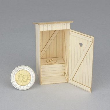 1/35 Garden Toilet