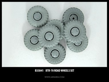 1/35 BTR-70 Road Wheels Set (8 pcs)