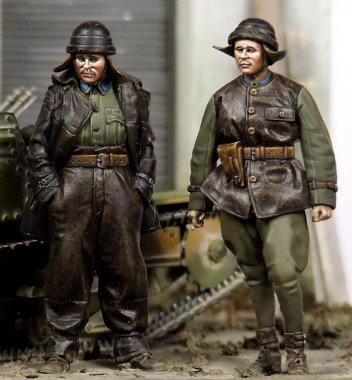 1/35 WWII Hungarian Panzer Crews