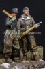 1/35 WSS Panther Crew Set (2 Figures)