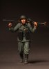 1/35 German Infantryman with Anti-Tank Rifles PzB-39