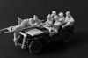 1/35 WWII US Jeep Medic with German POWs (6 Figures)