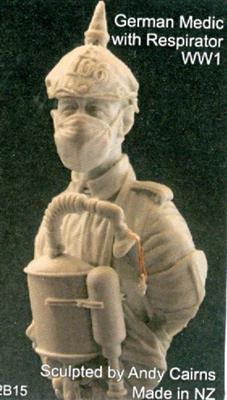 1/12 WWI German Medic with Respirator - Click Image to Close