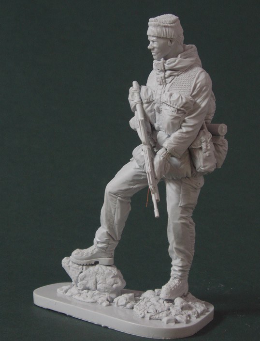 1/16 SAS Trooper in the Falklands - Click Image to Close