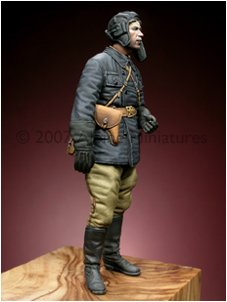 1/35 WWII Russian Tank Commander