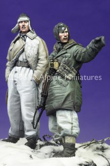1/35 SS Officers LAH Kharkov Set (2 Figures) - Click Image to Close