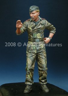 1/35 WSS Panzer Crew 1944-45