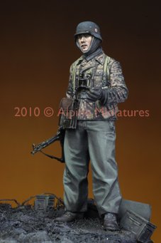 1/35 LAH Grenadier in the Ardennes