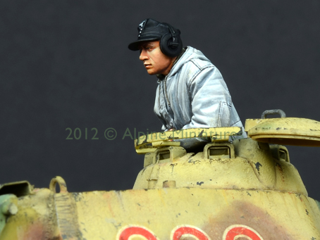 1/35 WWII German Panther Commander #2 - Click Image to Close