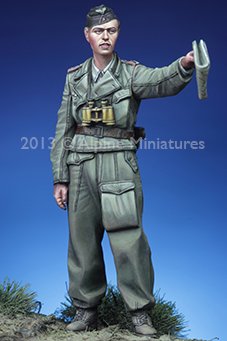1/35 WWII German NCO, s.Pz.Abt.502 - Click Image to Close