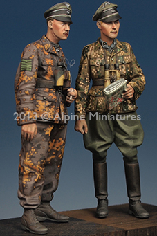 1/35 WWII German Kurt Meyer & Officer Set (2 Figures) - Click Image to Close