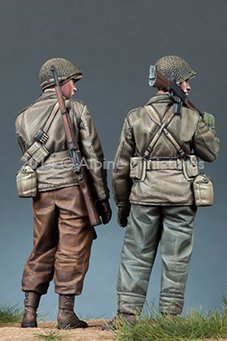 1/35 WWII US Infantry Set (2 Figures) - Click Image to Close