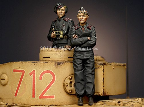 1/35 WWII German Panzer Commander Set (2 Figures) - Click Image to Close