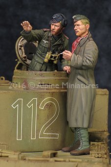 1/35 WWII German DAK AFV Commander Set (2 Figures) - Click Image to Close