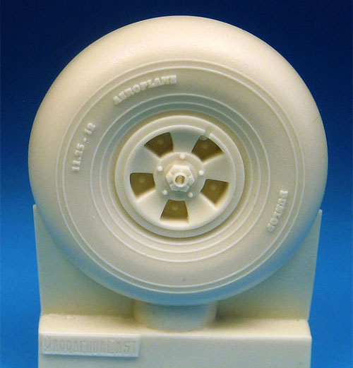 1/24 Typhoon Late Style Main Wheels - Click Image to Close