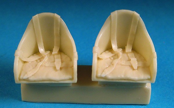 1/48 Albatros Seats with Belts - Click Image to Close