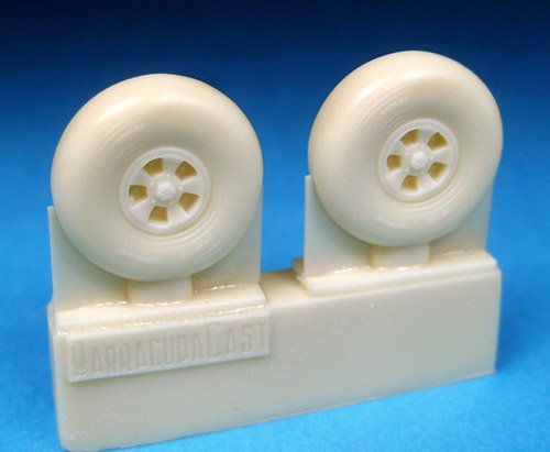 1/72 Typhoon, Tempest Series 1 Main Wheels - Click Image to Close