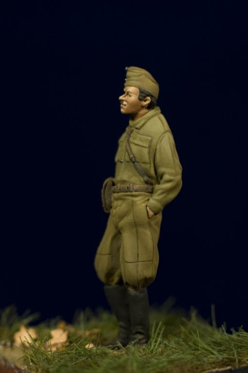 1/35 WWII Hungarian AFV Crewman - Click Image to Close