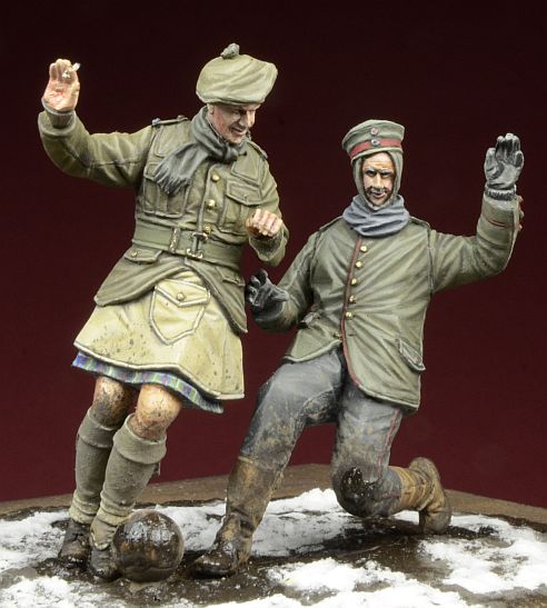 1/35 Football, Christmas Truce 1914 - Click Image to Close