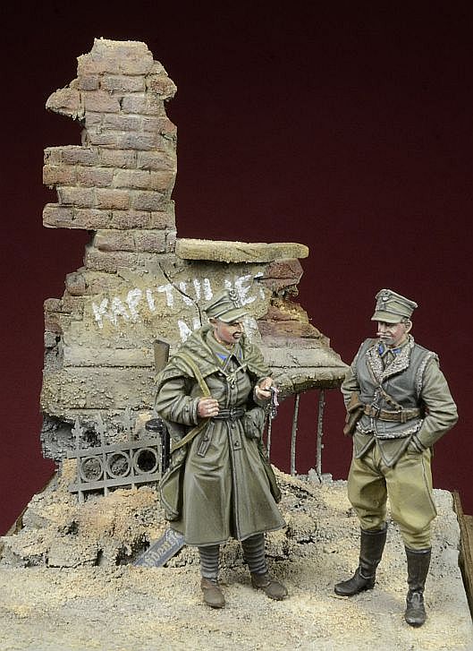 1/35 Polish LWP Soldiers, Berlin 1945 - Click Image to Close