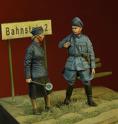 1/35 WWII Reichsbahn Personnel, 1939-45 - Click Image to Close