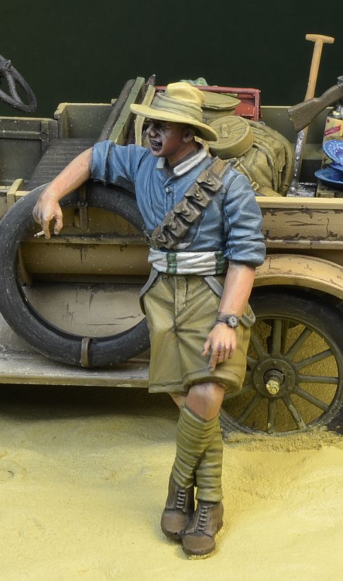 1/35 WWI ANZAC Soldier Leaning - Click Image to Close