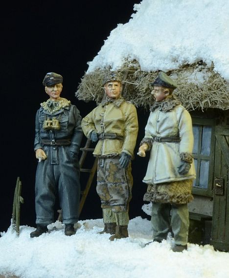 1/72 German Waffen SS Officers, Winter 1943-45 - Click Image to Close