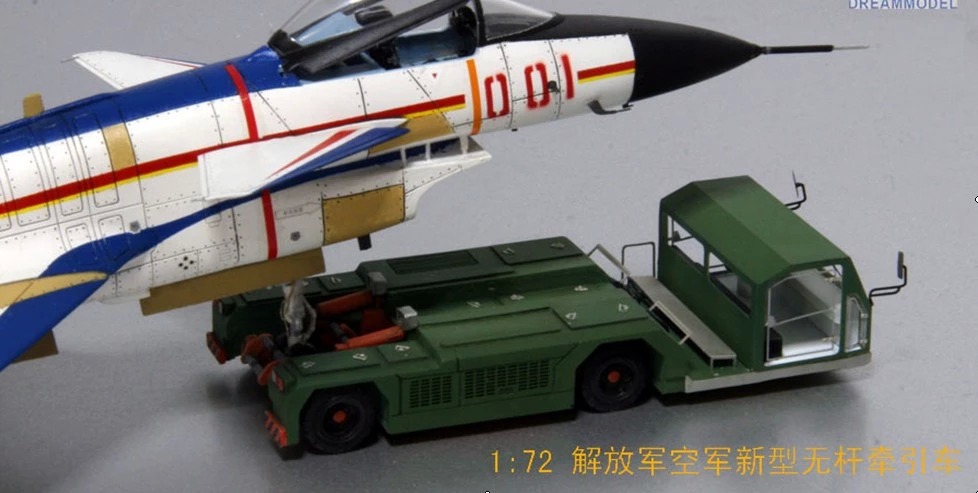 1/72 PLAAF Nwe Type Towbarless Tractor - Click Image to Close