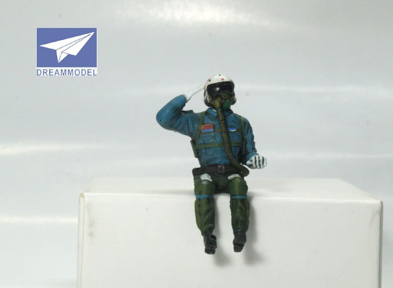 1/48 Chinese PLAAF Pilot #1 - Click Image to Close