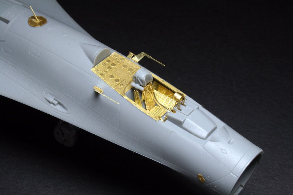 1/72 Su-27 Late Type Detail Up Etching Parts for Trumpeter - Click Image to Close