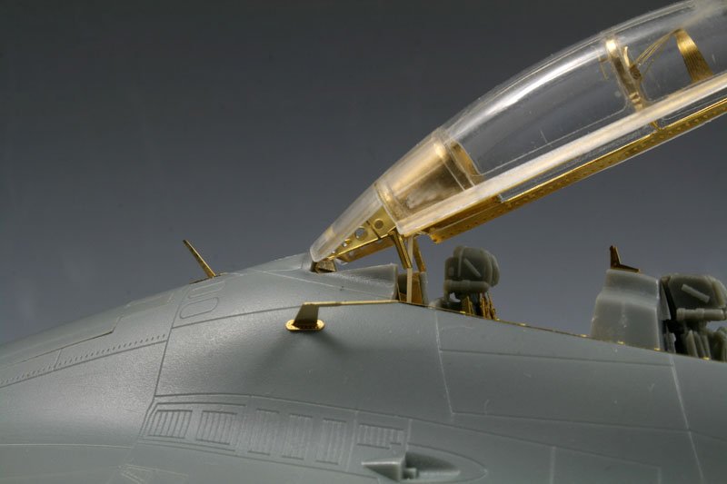 1/72 SU-27UB Flanker Detail Up Etching Parts for Trumpeter - Click Image to Close
