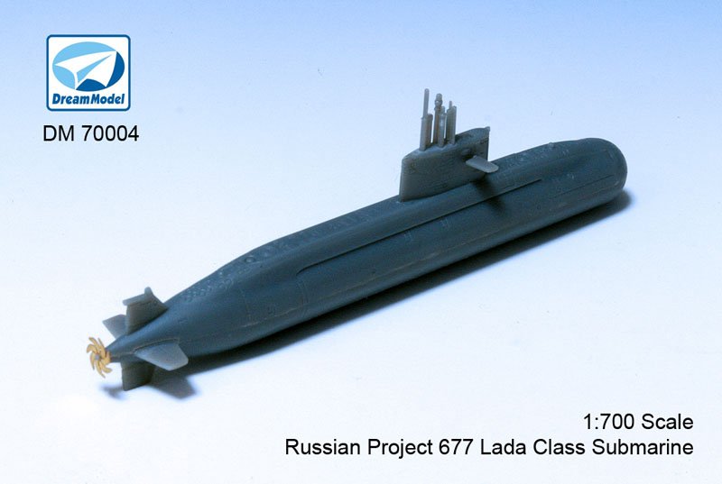 1/700 Russian Project 677 Lada Submarine - Click Image to Close